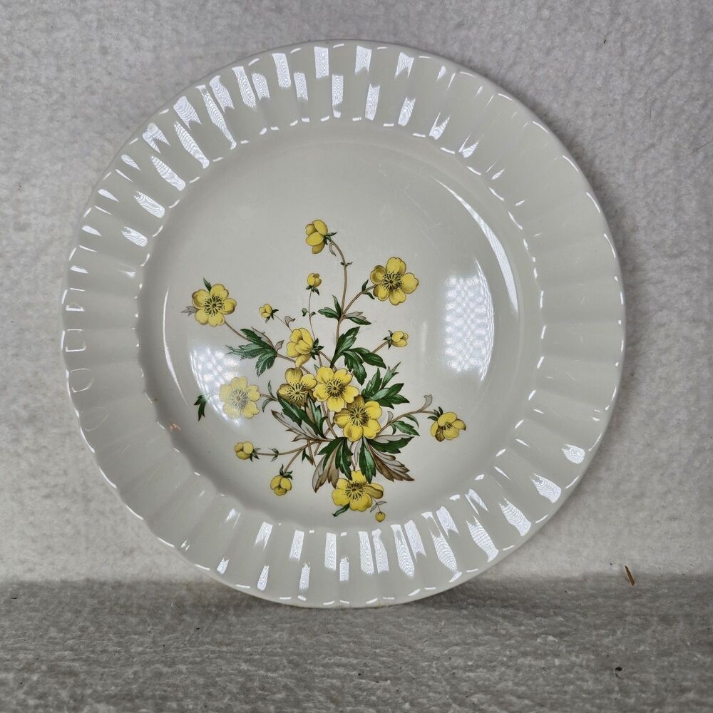 1950s Edwin M. Knowles 9.5" Dinner Plate Yellow Buttercup Floral Scalloped Rim